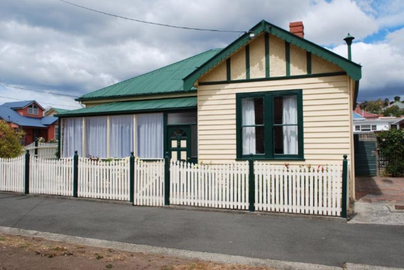 PURCHASE IN NEW TOWN AT AN AFFORDABLE PRICE Picture 1