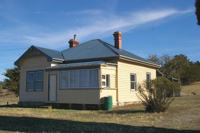 HOBBY FARM - SUITABLE FOR HORSES Picture HOBBY FARM - SUITABLE FOR HORSES Picture