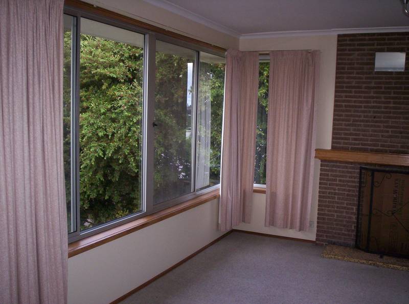 NEAT 3 BEDROOM FAMILY HOME Picture NEAT 3 BEDROOM FAMILY HOME Picture