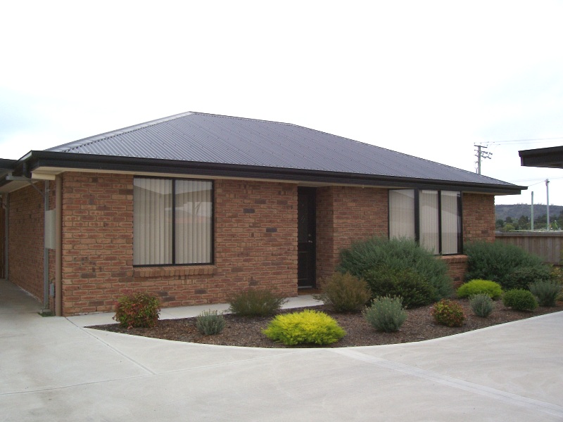 MOVE STRAIGHT IN Picture 1