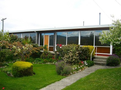 PEACEFUL & PRIVATE Picture