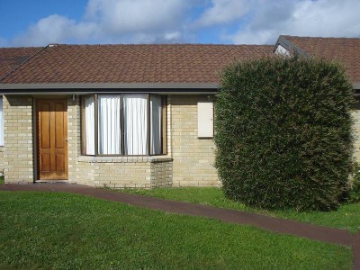 SUNNY & NEAT 2 BEDROOM VILLA Picture