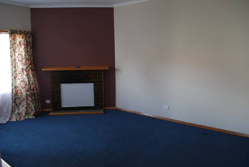 Neat 1 Bedroom Unit . Picture 1