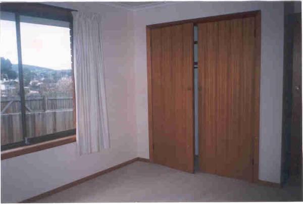 SMART 2 BEDROOM VILLA - GREAT LOCATION Picture 3