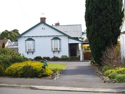 3 BEDROOM CHARACTER HOME! Picture