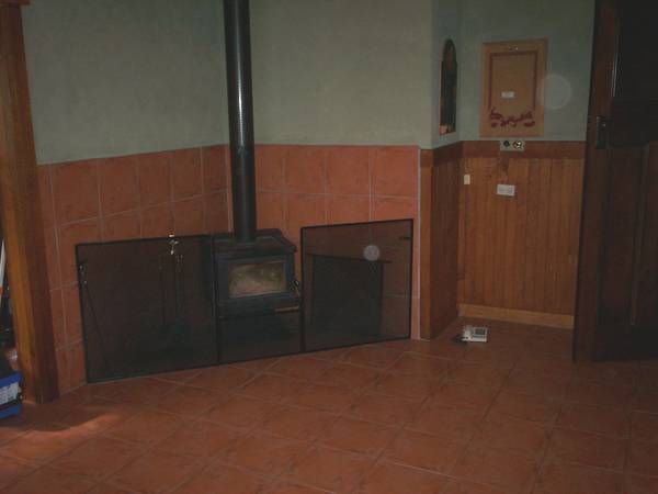 3 BEDROOM CHARACTER HOME! Picture 2