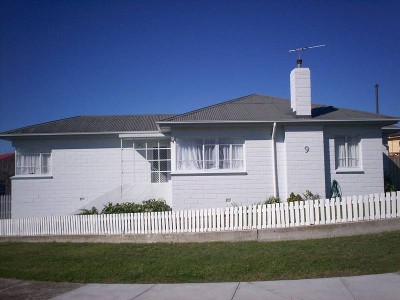 Immaculate 3 Bedroom Family Home Picture