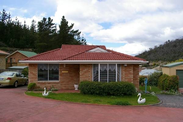 VILLA UNIT Picture 1