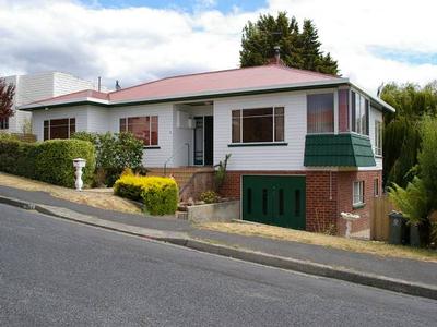 Conveniently Located Picture