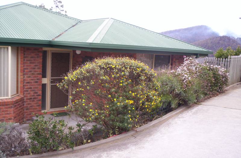 SMART 2 BEDROOM VILLA UNIT Picture 1