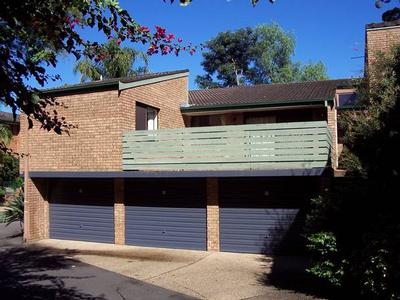 3 BEDROOM TOWNHOUSE Picture
