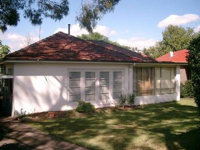 3 BEDROOM HOME Picture