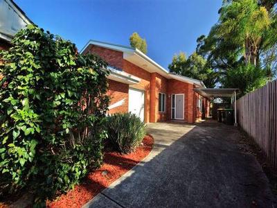 Townhouse and Villa buyers take note. NO STRATA LEVIES Picture