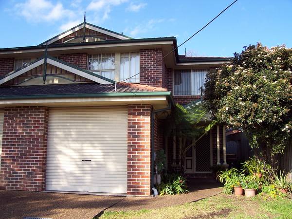 TORRENS TITLE DUPLEX HOME Picture