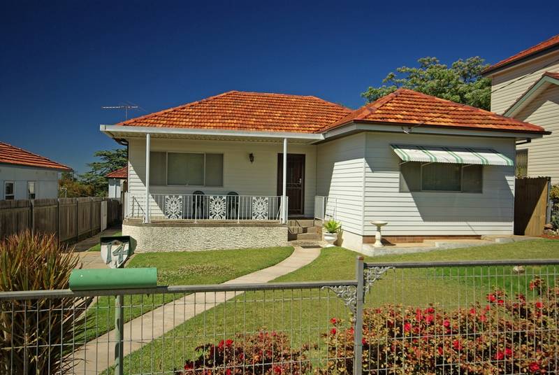 ABSOLUTELY SPARKLING Picture 1