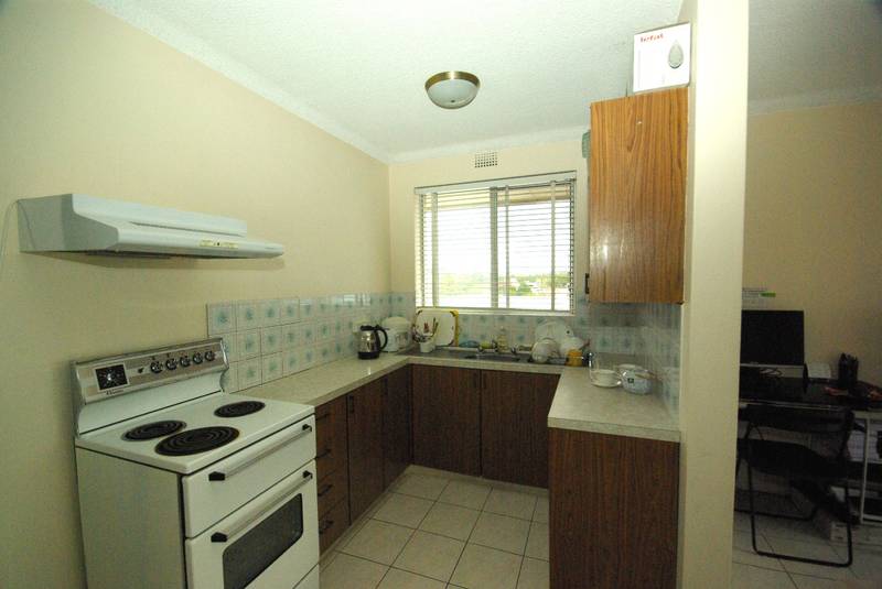 ONE BEDROOM UNIT Picture 2