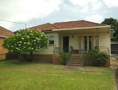 3 BEDROOM HOME + STUDY Picture