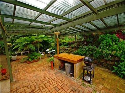Elevated Location - Cul-de-sac Picture