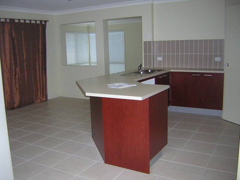 Stunning Springfield Lakes Home Open home - Saturday 9.20am - 28.02.09 Picture