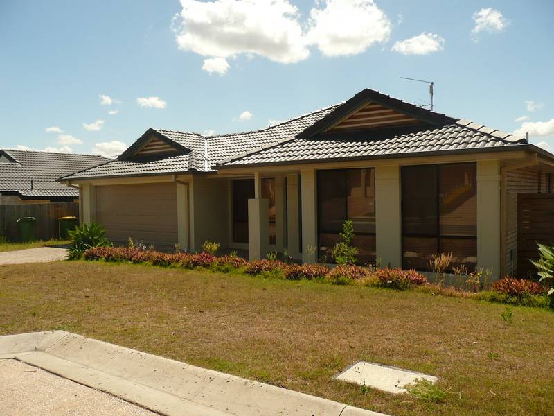 Stunning Springfield Lakes Home Open home - Saturday 9.20am - 28.02.09 Picture 1
