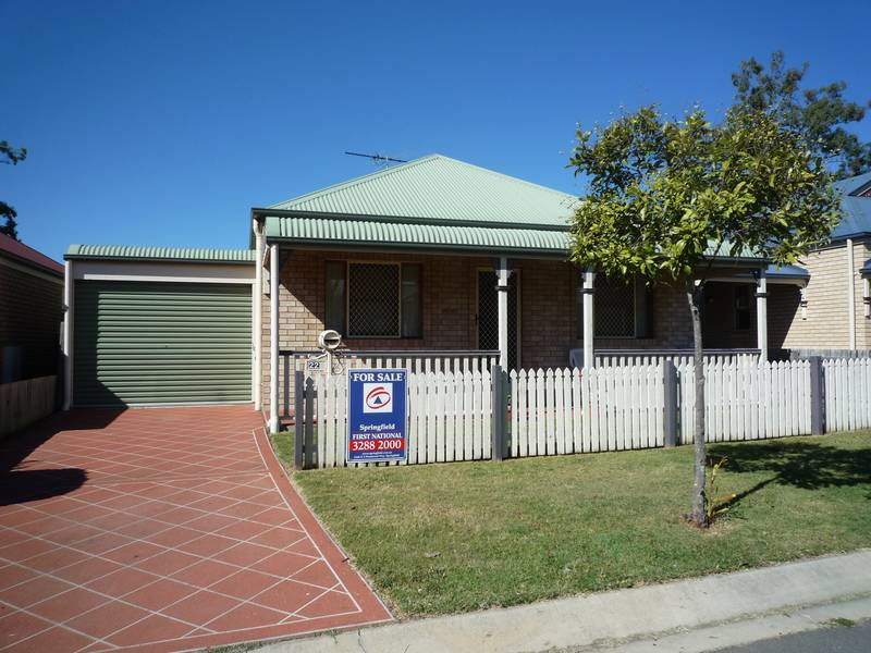 To suit 1st home buyer or Investor!! Picture 1