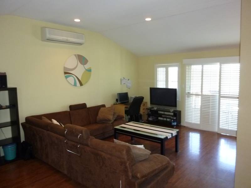 INDOOROOPILLY HIDEAWAY Picture 3