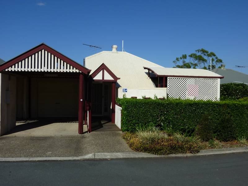 INDOOROOPILLY HIDEAWAY Picture 1