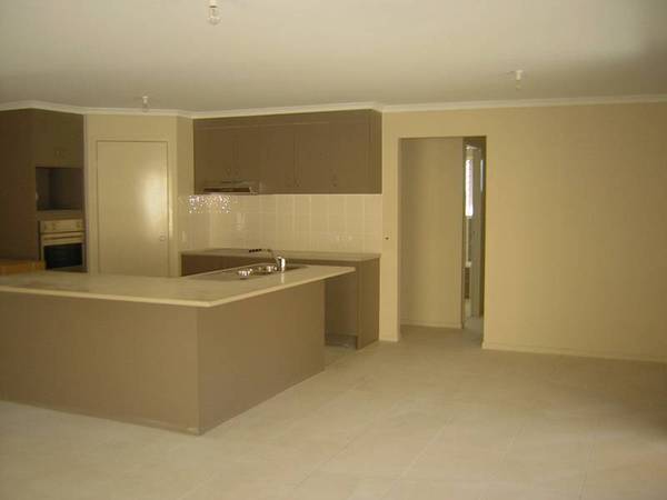 50 Bassili Drive Picture 50 Bassili Drive Picture