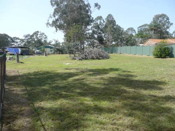 PRIME REAL ESTATE HERE Picture 3