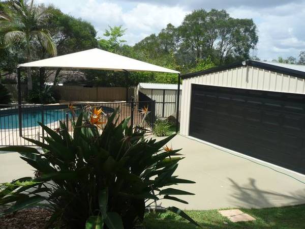 LOOKING FOR A POOL AND SHED Picture
