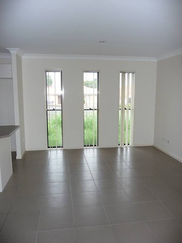 1 WEEKS FREE RENT! Picture 3