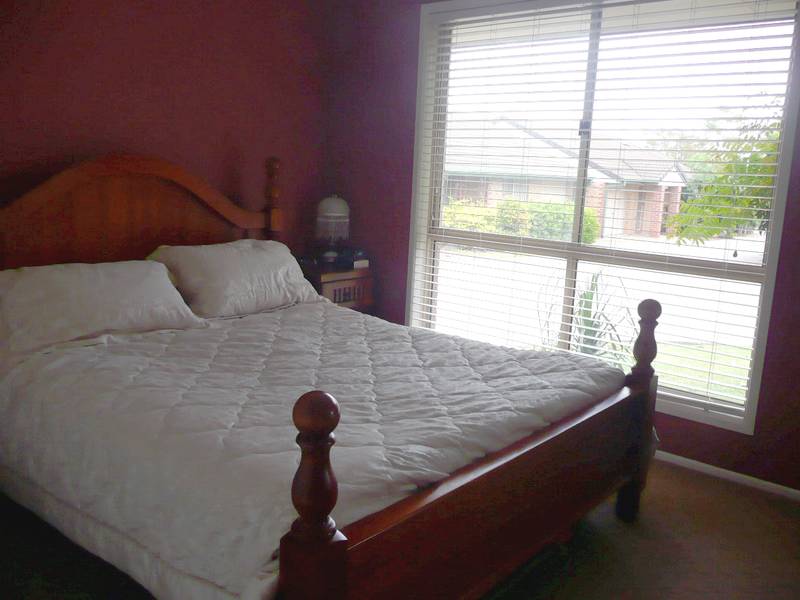 Large Three Bedroom Unit Picture 2