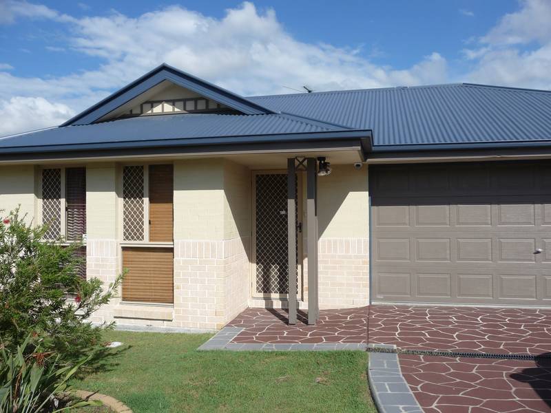 COLLINGWOOD PARK Picture 1