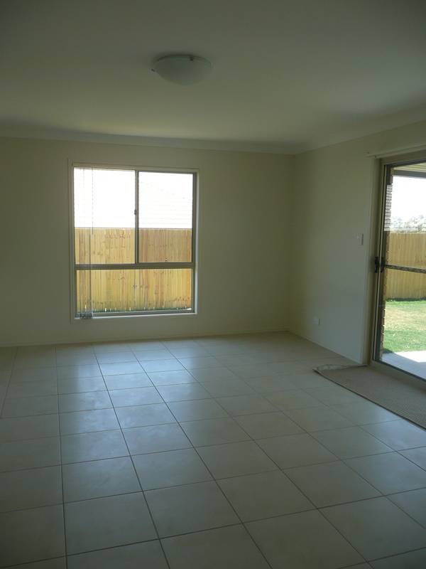 COLLINGWOOD PARK Picture 3