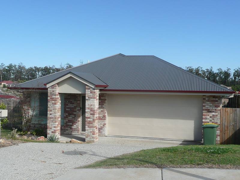 COLLINGWOOD PARK Picture 1