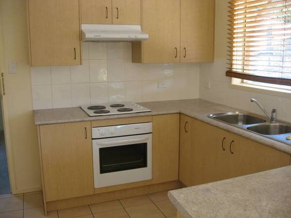 Collingwood Park Picture 2