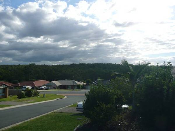 Looking for a home in Springfield? Picture 1