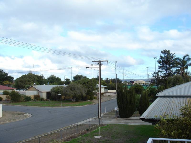 ROOM TO MOVE PLUS MORE! Picture 3