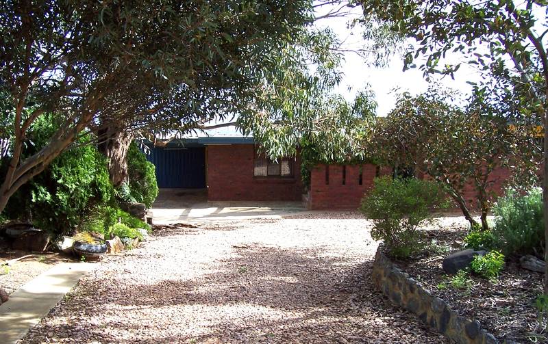 3 Bedroom Kirton Point Home Picture 1