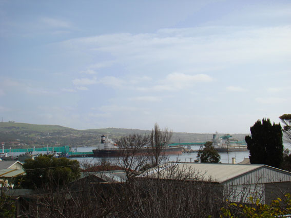 Subdivision Potential - Home on Approx 1167m2 Picture