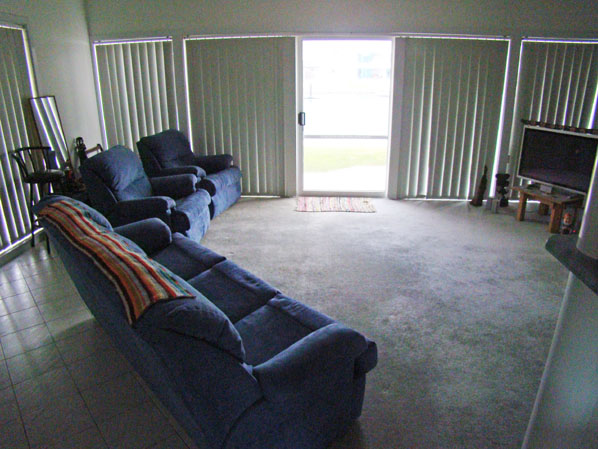 Position... Lifestyle... Relaxing Picture 3