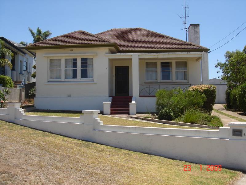 Location, Location, Location! Picture 1