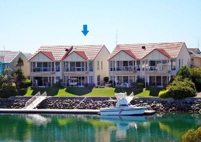 WATERFRONT TOWNHOUSE AT MARINA Picture