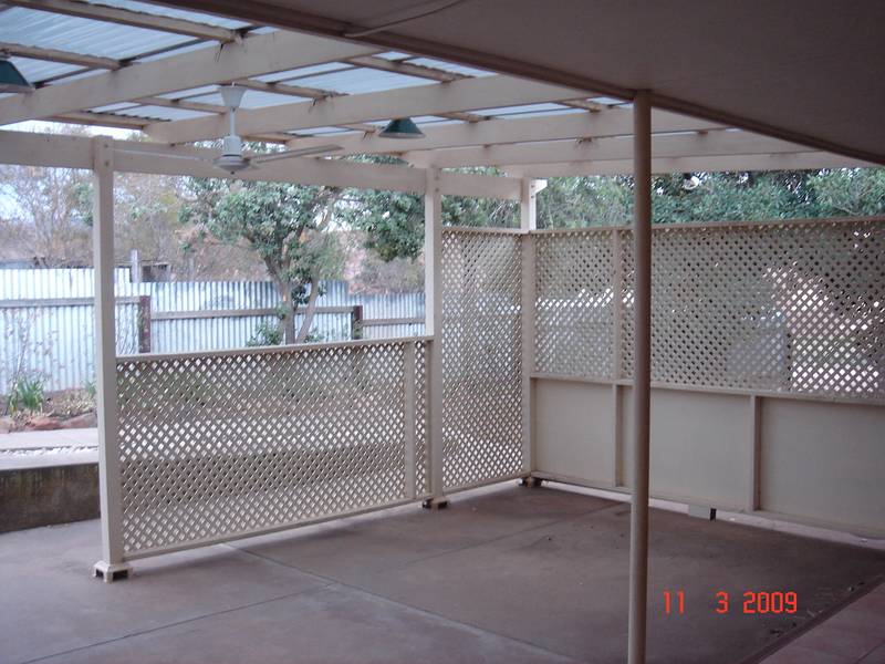 Sit Back & Watch The World Go By...... Picture 2