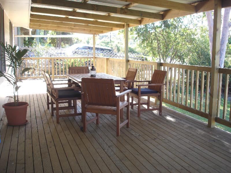 Enjoy the Views from peaceful Rustlers Gully Picture 3