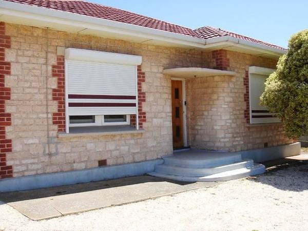 Walking distance to everything! Picture Walking distance to everything! Picture