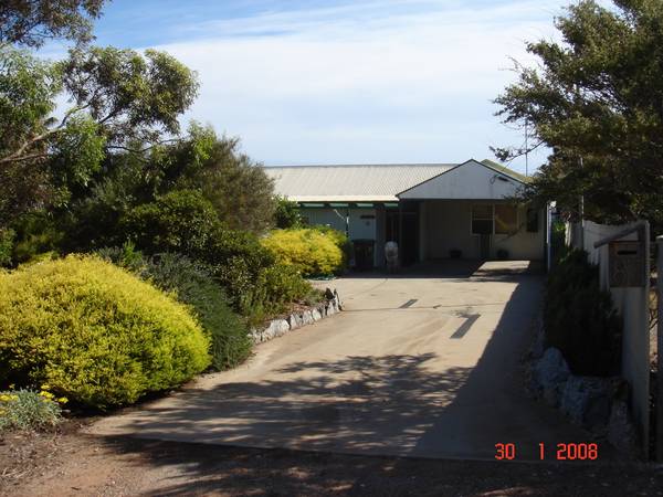 3 to 4 Bedroom Home with Granny Flat! Enquire Today! Picture 1