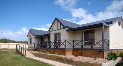 Luxury at Elliston in this Fantastic 4 Bedroom Home Picture Luxury at Elliston in this Fantastic 4 Bedroom Home Picture