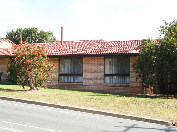 Large 2 Bedroom Unit close to town! Picture 1