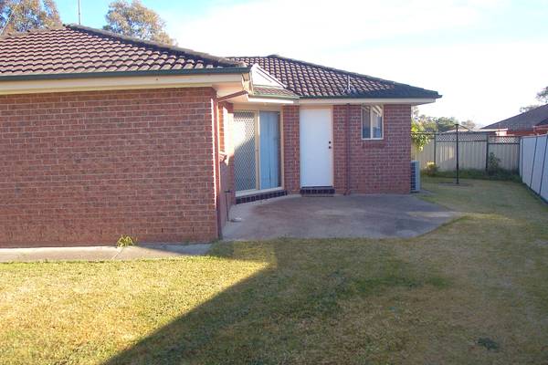 OPEN HOUSE: FRIDAY 14/8/09 BETWEEN 4-5PM & SATURDAY 15/8/09 BETWEEN 9:30-10AM Picture 3